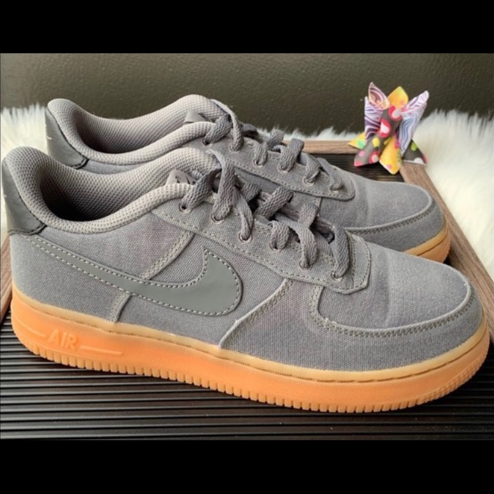 Nike Air Force 1s Size:6.5 youth